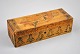 Russisk skrin 
med decor, 
1900-tallet. 24 
x 9 x 7 cm.