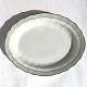 Royal 
Copenhagen, 
Grøn svejfet, 
Serveringsfad 
#952 / 1556, 
36,5cm bred, 
29cm dyb, 
1.sortering ...