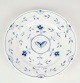 Bing & Grondahl 
lunch plate no. 
26 in patterned 
butterfly.
Dimensions in 
cm: H: 3 Dia: 
21
