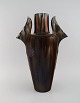 Clément Massier 
(1845-1917), 
Frankrig. Stor 
vase i glaseret 
keramik. Smuk 
polykrom 
glasur. Ca. ...