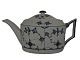 Blue Fluted 
Plain
Antique teapot 
from 1780-1790