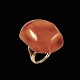 Kjeld Jacobsen. 
Ring i 14k guld 
med rav.
Tegnet af 
Kjeld Jacobsens 
Guldsmedie - 
Copenhagen 1953 
...