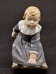 Bing & 
Gr&#65533;ndahl 
girl with dress 
1995 1st grade 
item no. 501198