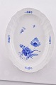 Kgl. Blå blomst 
svejfet 
Kongelig 
porcelæn. Royal 
Copenhagen Blå 
blomst svejfet, 
serveringsfad 
...