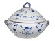 Butterfly Kipling with gold edge
Lidded bowl (small tureen)