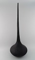 Kolossal dråbeformet Murano vase i mat sort mundblæst kunstglas. Limited edition 36/300. ...