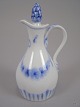 B&G. 197 Empire 
Eddike Flakon  
1. sort.  H: 
14,5 cm.