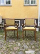 Et par armstole i skønvirkestil af dansk snedker ca. 1910-1920.Udført i egetræ med rygstykke i ...