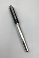 Georg Jensen 
Sterling Sølv  
Master Fyldepen 

Måler L: 150 
mm Ø: 13.7 mm. 
Ny i box