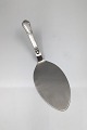 Rosenholm 
Sølv/Stål 
Serveringsspade 
Måler 17 cm 
(6.69 inch)