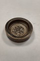 Royal 
Copenhagen 
Stentøjsskål af 
Jørgen Mogensen 
No 21943
Måler 9,5cm / 
3.74 inch