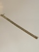 Elegant V 
Mønster i 14 
karat Guld og 
hvidguld
Stemplet 585
Længde 19,5 cm 
ca
Pæn og 
velholdt ...