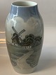 Royal 
Copenhagen 
Dek nr 
546/5243
Måler 24,5 cm 
Pæn og 
velholdt stand
