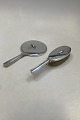 Georg Jensen 
Sterling Sølv 
Spejl og Børste 
No 150F Harald 
Nielsen
Måler 23cm og 
22,5cm / 9.06 
...