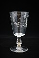 Antikt fransk 
mundblæst 
Souvenir glas 
med skrift og 
blomster 
motiver H:16cm. 
Dia.:8cm.