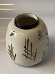 Vase Søholm 
Ceramics
Height 11 cm 
approx
Nice and well 
maintained 
condition