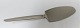 Georg Jensen. 
Sølvbestik 
(925). Cypres. 
Kagespade med 
stål. Længde 
18,5 cm.