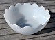 Opaline 
glasskål, ca. 
1900.