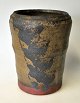 Kirsten 
Kjærgaard vase, 
20th century 
Denmark. 
Earthenware. 
With brownish 
glazes. Signed. 
...