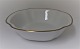 Bing & 
Grondahl. 
Hartmann. 
Square bowl. 
Model 43. Width 
24.5 cm. (1 
quality)