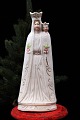 Decorative, old 
porcelain 
Madonna figure 
of the Virgin 
Mary with the 
baby Jesus. 
Height: 25 cm. 
...