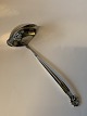 Sauceske 
#Konge/Ahorn 
Sølv
Georg Jensen
Længde 20 cm 
ca