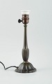 Just Andersen, bordlampe i diskometal.Model D56.1930/40'erne.Stemplet.Smuk ...