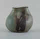 Christina Muff, dansk samtidskeramiker (f. 1971).Unique seedpod vessel made from stoneware ...