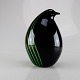 Glas pingvin i sort med grønne striber.Design Livio SegusoProducent Murano Glass ...