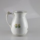 Porcelæns kande med hank og blomster motiv1. sorteringProducent Bing & GrøndahlMærke ...