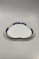 Bing and 
Grondahl Art 
Nouveau Blue 
and White Cake 
Tray
Measures 
25,4cm / 10.1 
inch