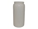 Royal 
Copenhagen 
blanc de chine 
porcelæn, hvid 
vase.
Af 
fabriksmærket 
kan det 
udledes, at ...