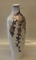 Kongelig Dansk 752-355 Høj vase med blomsterranke  39.5 cm pre 1923 SpO
