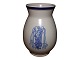 Aluminia 
Rundskuedagen 
vase.
Bemærk denne 
vare er på 
vores 
fjernlager. Den 
kan købes 
online, ...