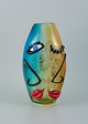 Murano, Venedig. Stor vase i Picasso stil i mundblæst kunstglas. 1980'erne.I flot ...