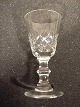 Eaton antik 
glas
Snaps.
Højde: 8,7 cm
