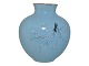 Søholm keramik, 
lyseblå vase.
Dekorationsnummer 
124/31.
Højde 12 cm.
Perfekt stand.