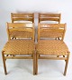 Sæt af fire spisestol i eg og sæde i flet, designet af Børge Mogensen og produceret af C.M ...