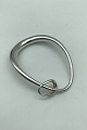 Georg Jensen 
Armring No 433 
Offspring (M) 
Indre Mål 5 cm 
x 7.2 cm (1.96 
inch x 2.83 
inch) Vægt ...