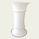 Holmegaard, MB 
vase, Opal 
hvid, 14cm høj, 
9cm i diameter, 
Design Michael 
Bang *Perfekt 
stand*