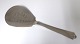 Hans Hansen. 
Sølv (830). 
Arvesølv no.4. 
Kage spade. 
Længde 21,5 cm.