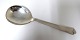 Hans Hansen. 
Sølv (830). 
Arvesølv no.4. 
Marmeladeske. 
Længde 15,3 cm.