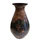 Danico; Stor vase i lertøj.Dekoreret med brun glasur, prydet med koral, grønne og blå farver. ...
