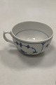 Royal 
Copenhagen 
Musselmalet 
Riflet Stor Kop 
No 69
Måler 10,6cm 
dia / 4.17 inch
