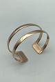 Hans Hansen 14 
kt Guld Armring 
Måler Diam 5.8 
cm x 5.2 cm. 
(2.28 inch x 
2.04 inch) 
Bredde 2.2 cm 
...