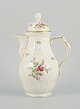 Rosenthal, 
Tyskland. 
"Sanssouci", 
cremefarvet 
kaffekande 
dekoreret med 
blomster og ...