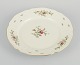 Rosenthal, 
Tyskland. 
"Sanssouci", 
cremefarvet 
rundt 
serveringsfad 
dekoreret med 
blomster og ...