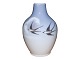 Royal 
Copenhagen 
lille vase med 
to svaler.
Af 
fabriksmærket 
ses det, at 
denne er 
produceret i 
...