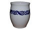 Lille Bing & 
Grøndahl blå og 
hvid Art 
Nouveau vase.
Bemærk denne 
vare er på 
vores 
fjernlager. ...