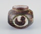 Danish 
ceramicist, 
unique vase 
decorated with 
a baby bird.